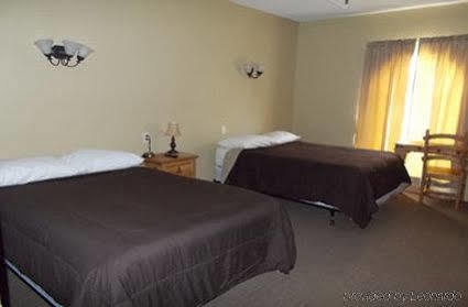 Knights Inn Pearsall Extérieur photo